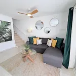 Hdfm Collection - Paradise Apartment